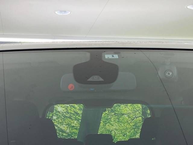 Nissan SERENA 2017-01 27927-2