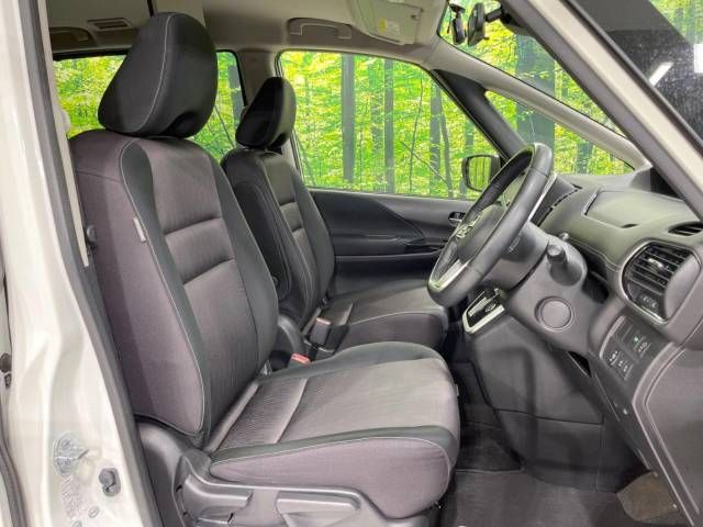 Nissan SERENA 2017-01 27927-8