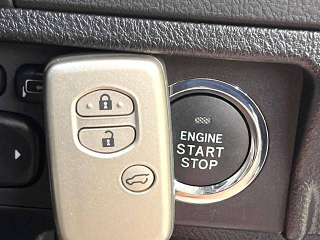 Toyota PRADO 2014-09 24981-7