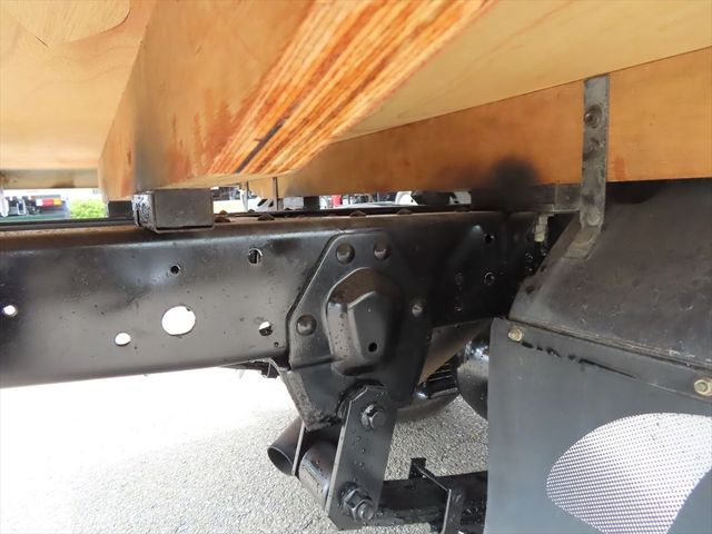 Isuzu ELF TRUCK 2003-08 7488-26