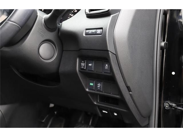 Nissan X-TRAIL 2018-03 8154-6
