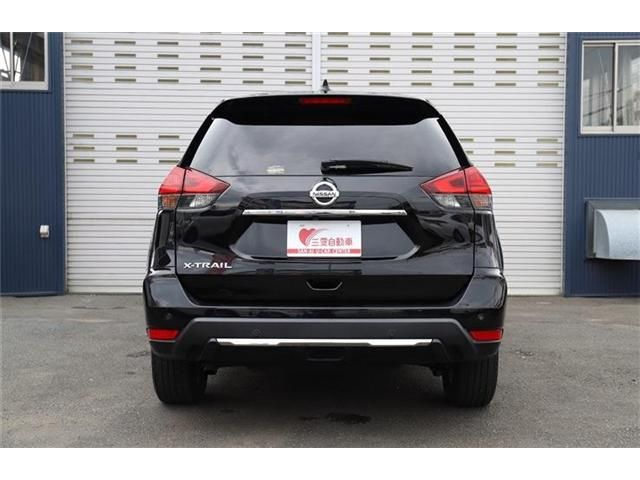 Nissan X-TRAIL 2018-03 8154-25