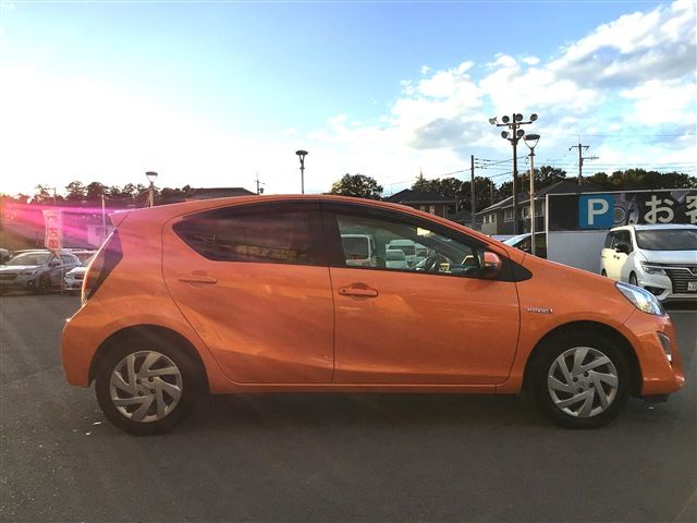 Toyota AQUA 2015-02 15253-5