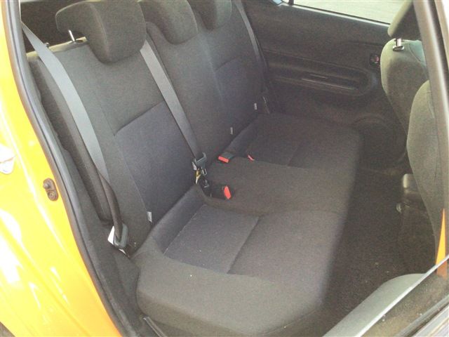 Toyota AQUA 2015-02 15253-9