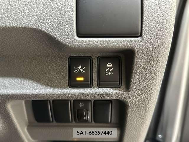 Nissan NV350 Caravan 2018-09 280550-15