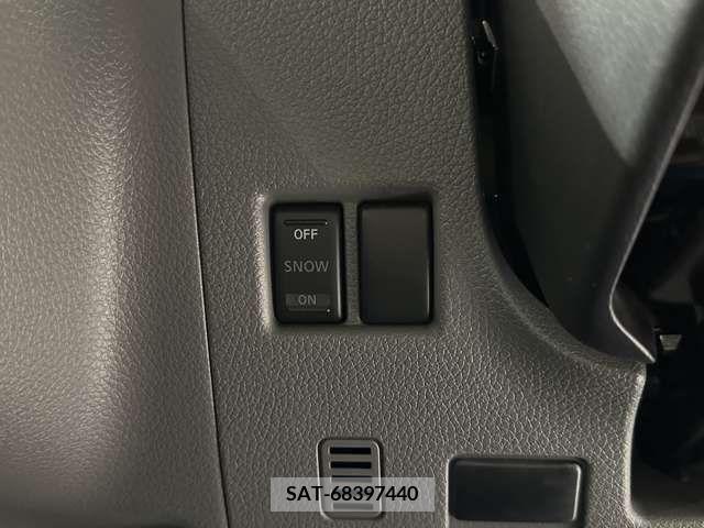 Nissan NV350 Caravan 2018-09 280550-17