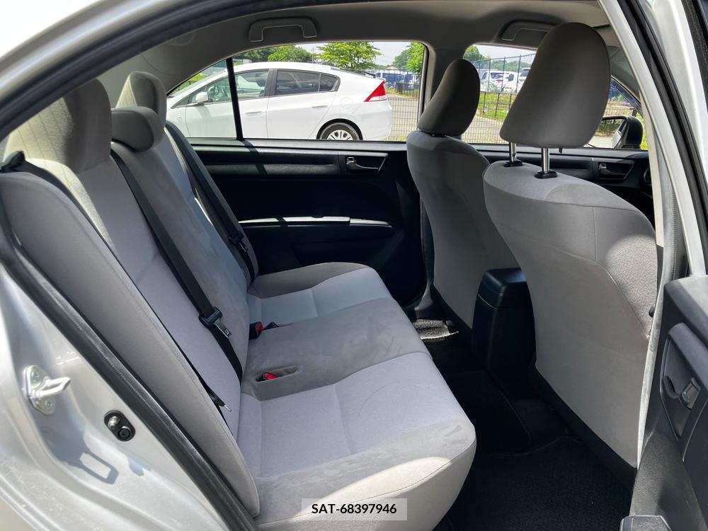 Toyota COROLLA AXIO 2017-03 258429-10