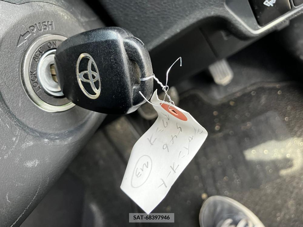 Toyota COROLLA AXIO 2017-03 258429-20