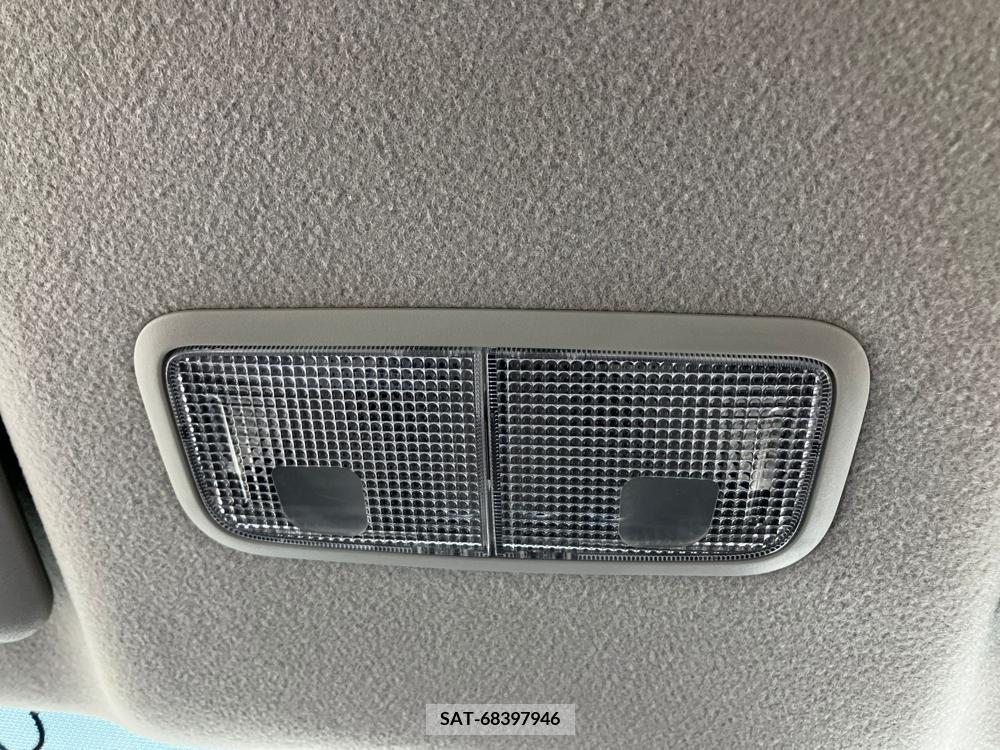 Toyota COROLLA AXIO 2017-03 258429-24