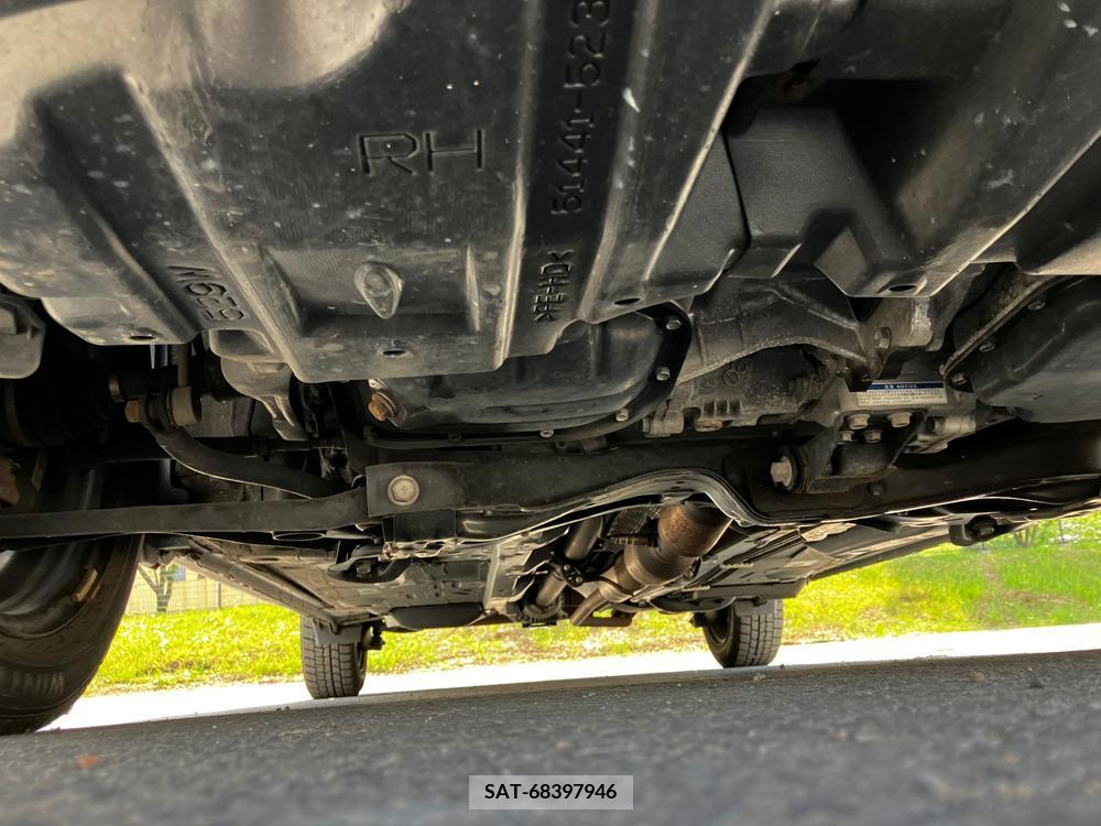 Toyota COROLLA AXIO 2017-03 258429-38