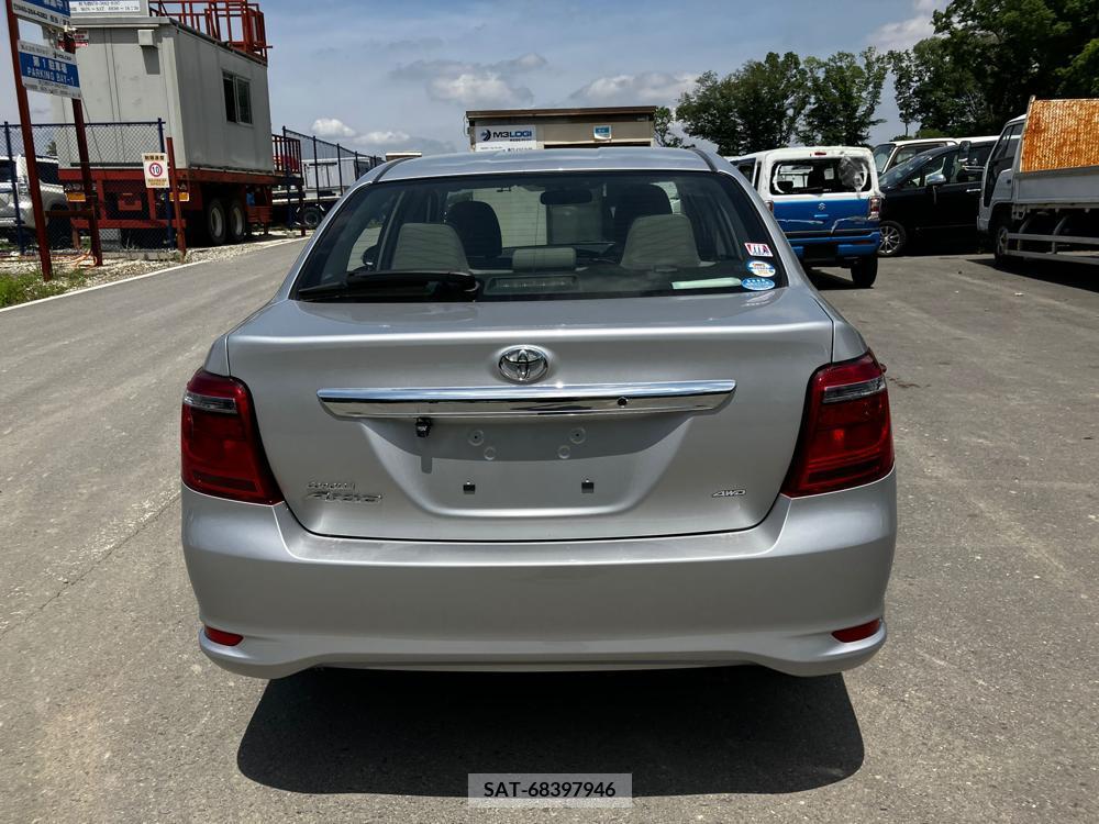 Toyota COROLLA AXIO 2017-03 258429-7