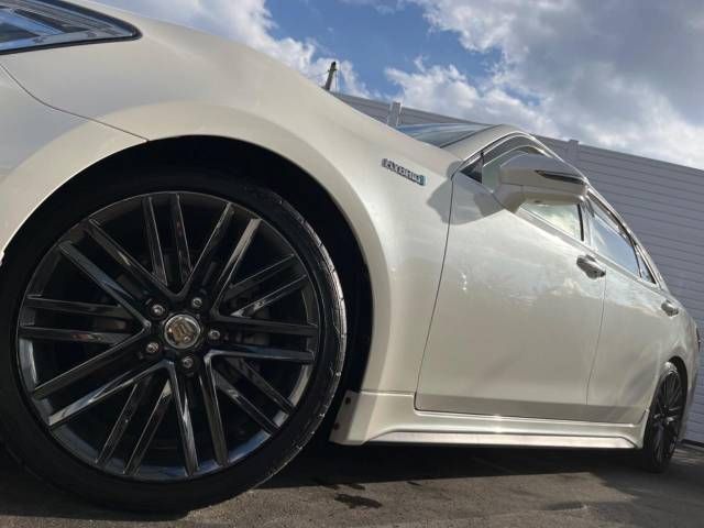 Toyota CROWN SEDAN 2013-03 194705-13