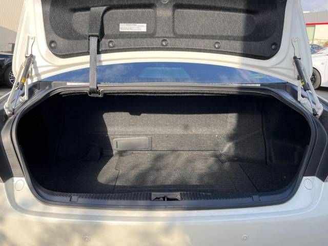 Toyota CROWN SEDAN 2013-03 194705-11