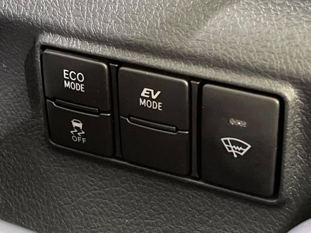 Toyota SIENTA 2019-02 185140-5