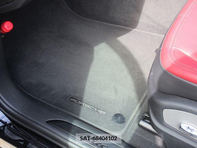 Porsche MACAN 2022-05 203987-20