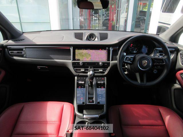 Porsche MACAN 2022-05 203987-1