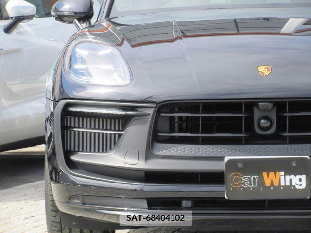 Porsche MACAN 2022-05 203987-4