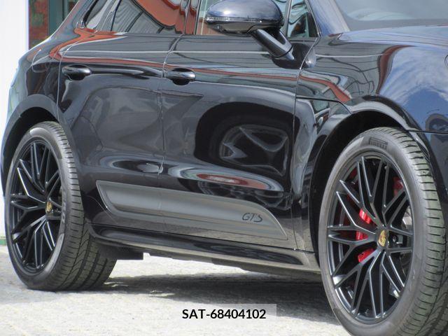 Porsche MACAN 2022-05 203987-5
