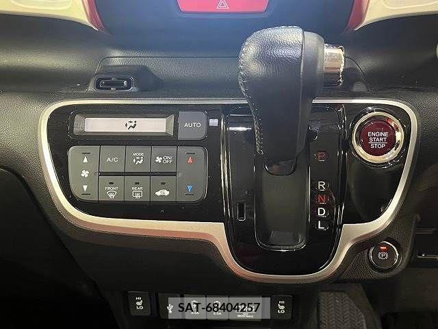 Honda N BOX SLASH 2019-06 216995-14