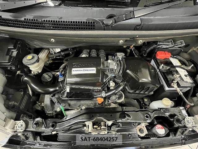 Honda N BOX SLASH 2019-06 216995-13