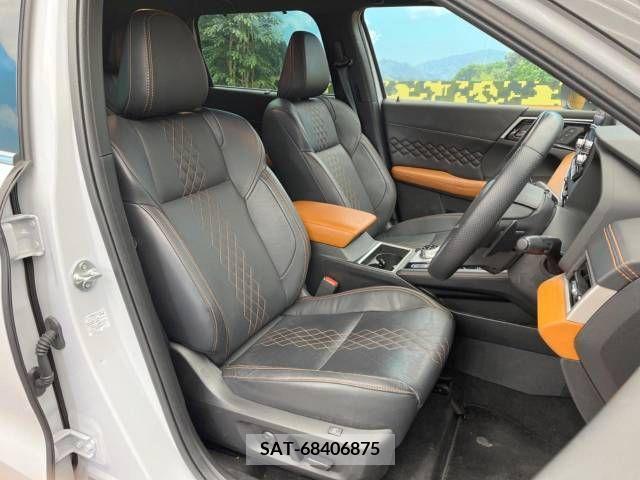 Mitsubishi OUTLANDER PHEV 2022-03 214729-8