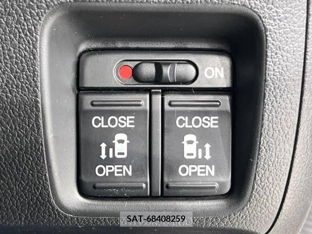 Honda N BOX CUSTOM 2016-08 383419-3