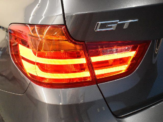 Bmw 3 SERIES 2015-02 7675-26