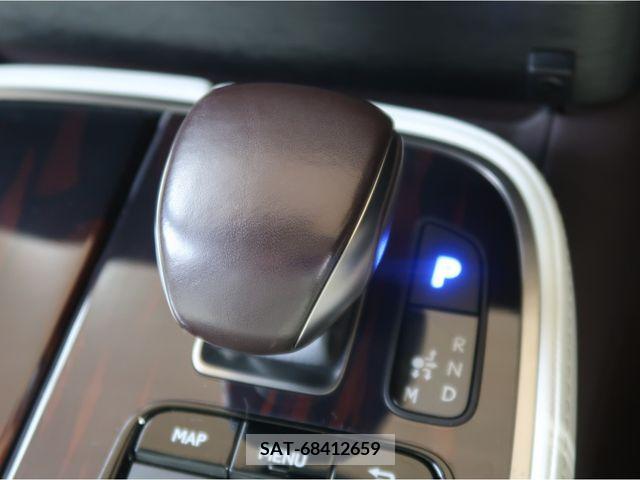 Lexus LS 2018-03 228806-19