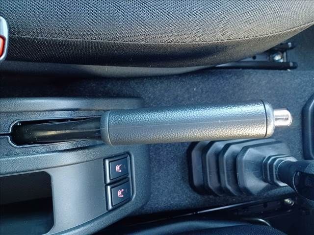 Suzuki JIMNY 2023-11 183222-17