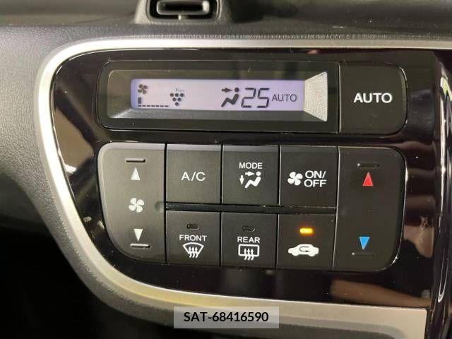 Honda N BOX CUSTOM 2017-03 306808-7