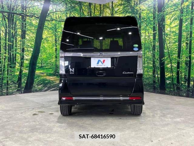 Honda N BOX CUSTOM 2017-03 306808-15