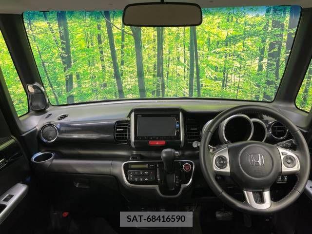 Honda N BOX CUSTOM 2017-03 306808-1