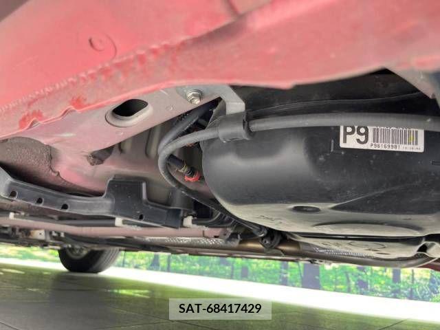 Toyota PRIUS 2013-10 337685-19