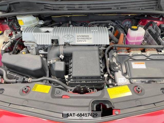 Toyota PRIUS 2013-10 337685-17