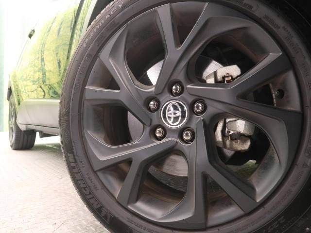 Toyota C-HR 2023-06 194244-13