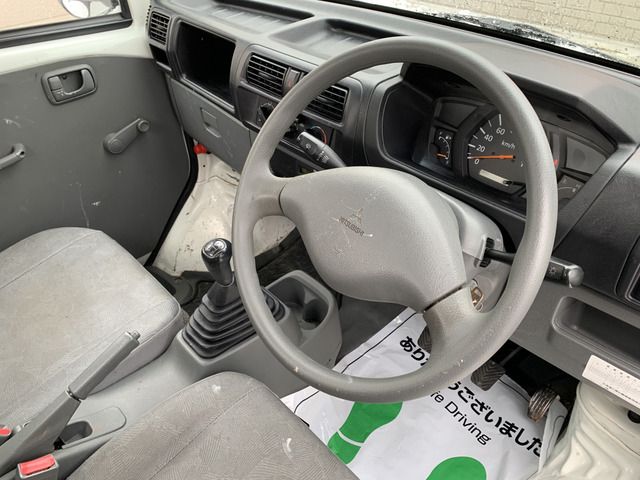 Mitsubishi MINICAB TRUCK 2009-02 8335-9