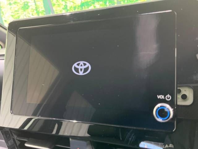 Toyota VOXY 2022-04 195438-3