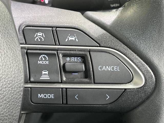 Toyota VOXY 2022-04 195438-6