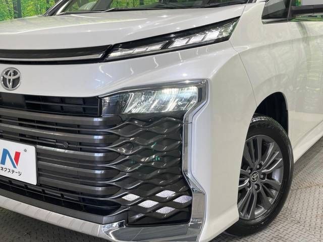 Toyota VOXY 2022-04 195438-12