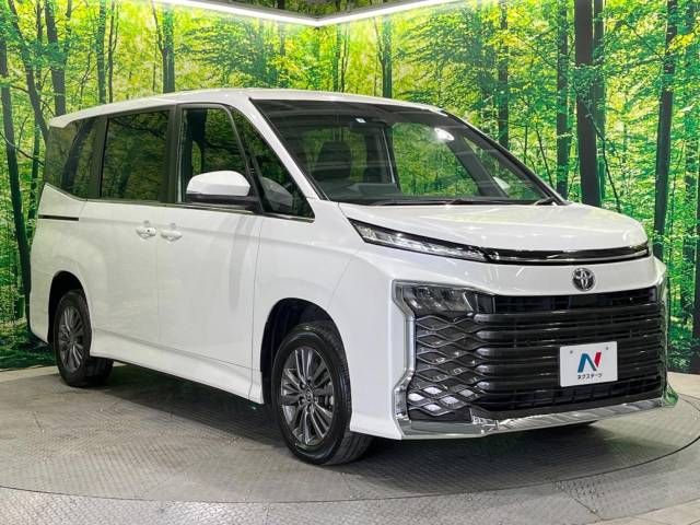 Toyota VOXY 2022-04 195438-16