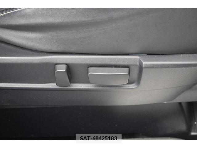 Mitsubishi OUTLANDER PHEV 2015-09 303558-3