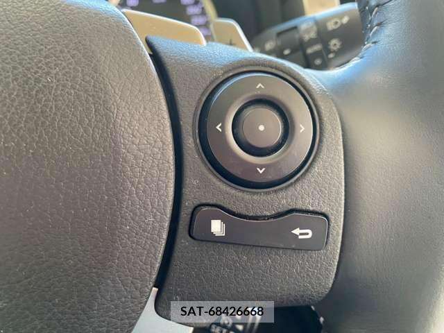 Lexus IS 2013-09 324184-10
