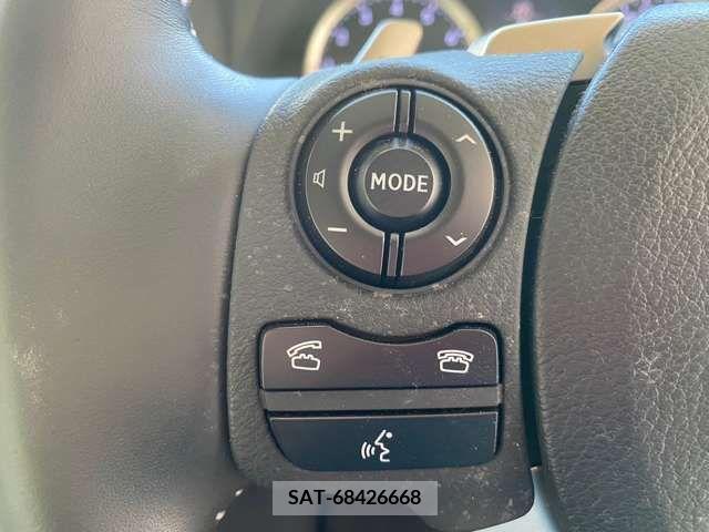 Lexus IS 2013-09 324184-11