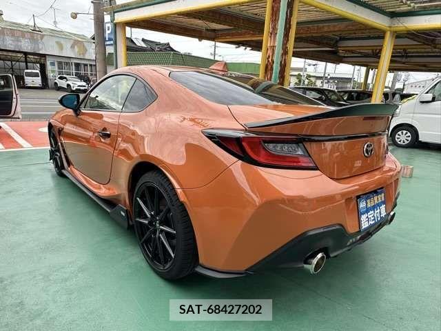 Toyota 86 2023-02 270789-1