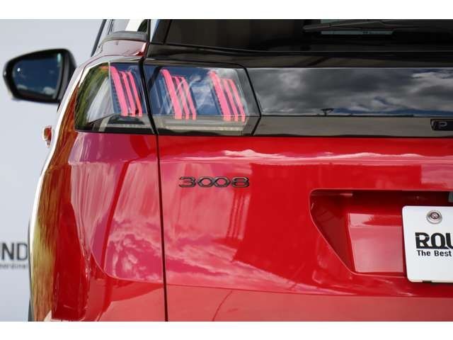 Peugeot 3008 2023-08 25033-6