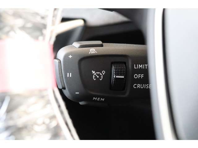 Peugeot 3008 2023-08 25033-13