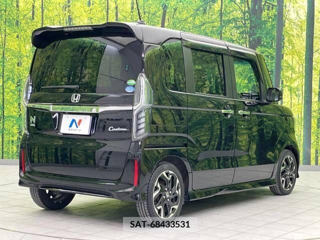 Honda N BOX CUSTOM 2017-10 279036-17