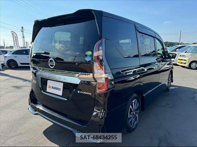 Nissan SERENA 2019-08 367762-14