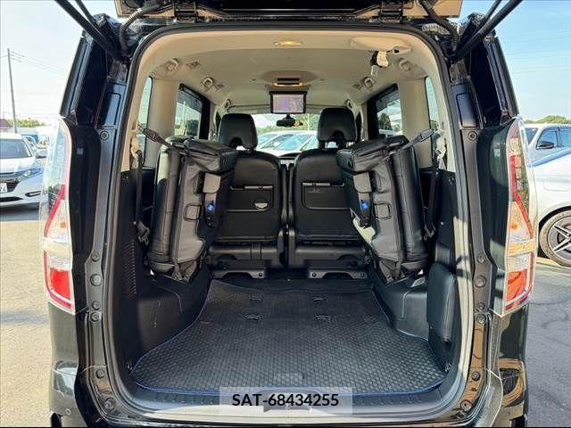 Nissan SERENA 2019-08 367762-18