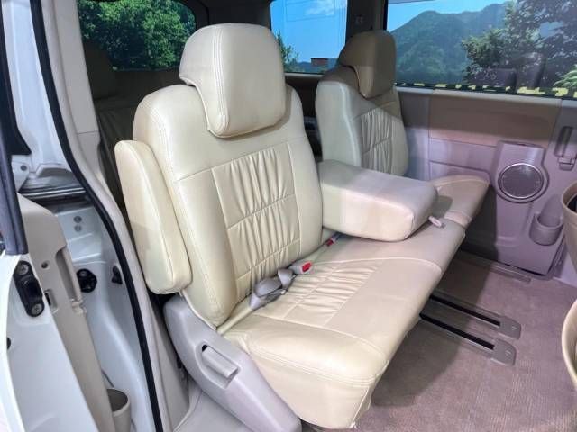 Mitsubishi DELICA D5 2007-03 190875-9